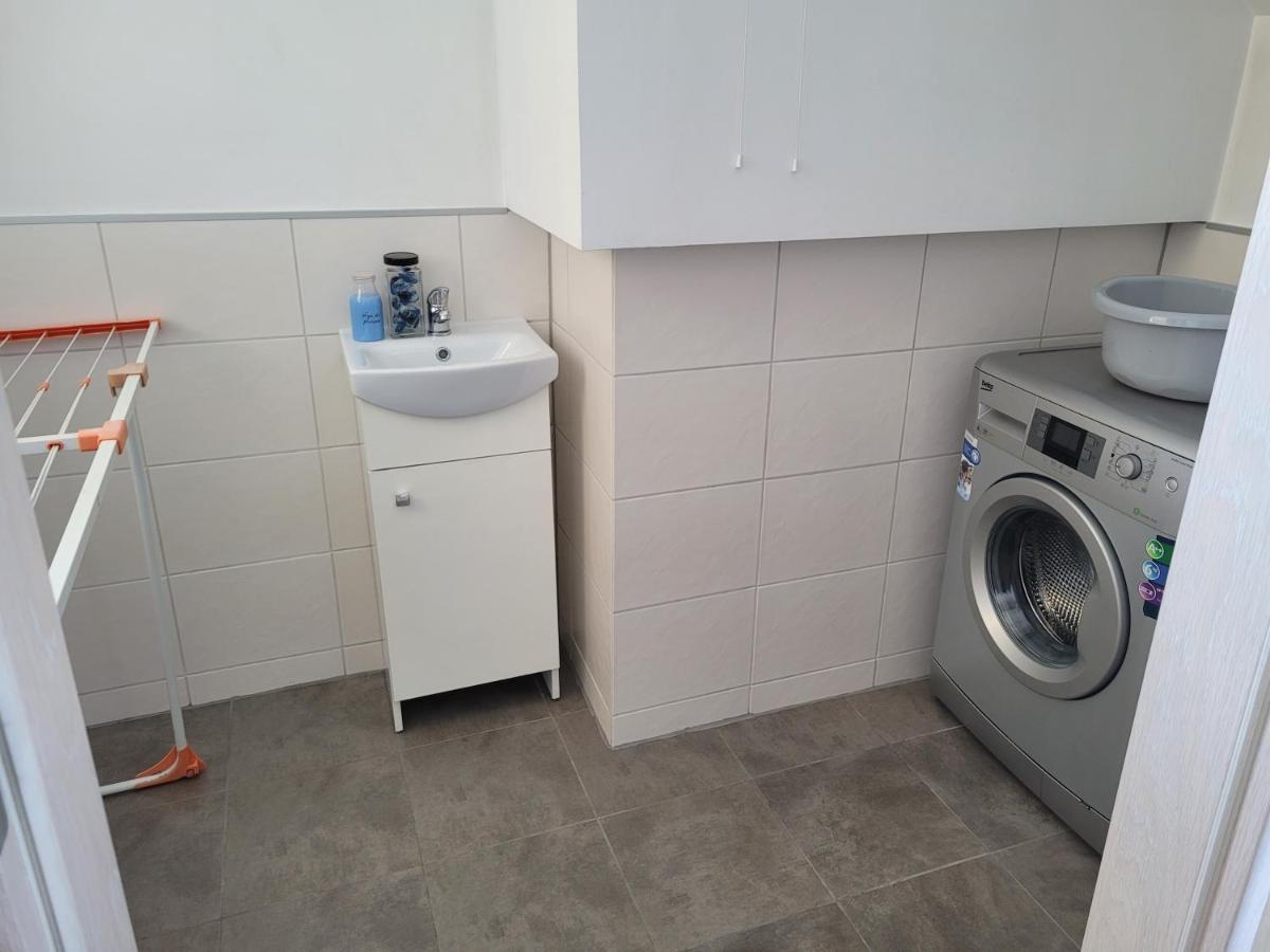 Apartament Penthouse Z Widokiem Na Sniezke I Prywatnym Parkingiem - By Spaceapart Jelenia Gora Exterior photo